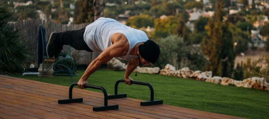 Calisthenics als Kraftaufbau für den Handstand