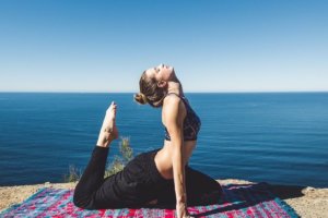 Yoga für die Bauchmuskeln zum Mitmachen